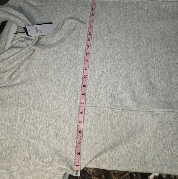 💓💓💓NWT UGG Poncho💓💓💓 - Picture 13 of 14